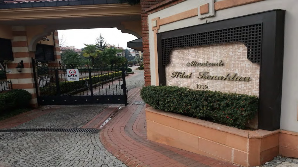 ALTUNİZADE HİLAL KONAKLARI SOSYAL TESİSLER